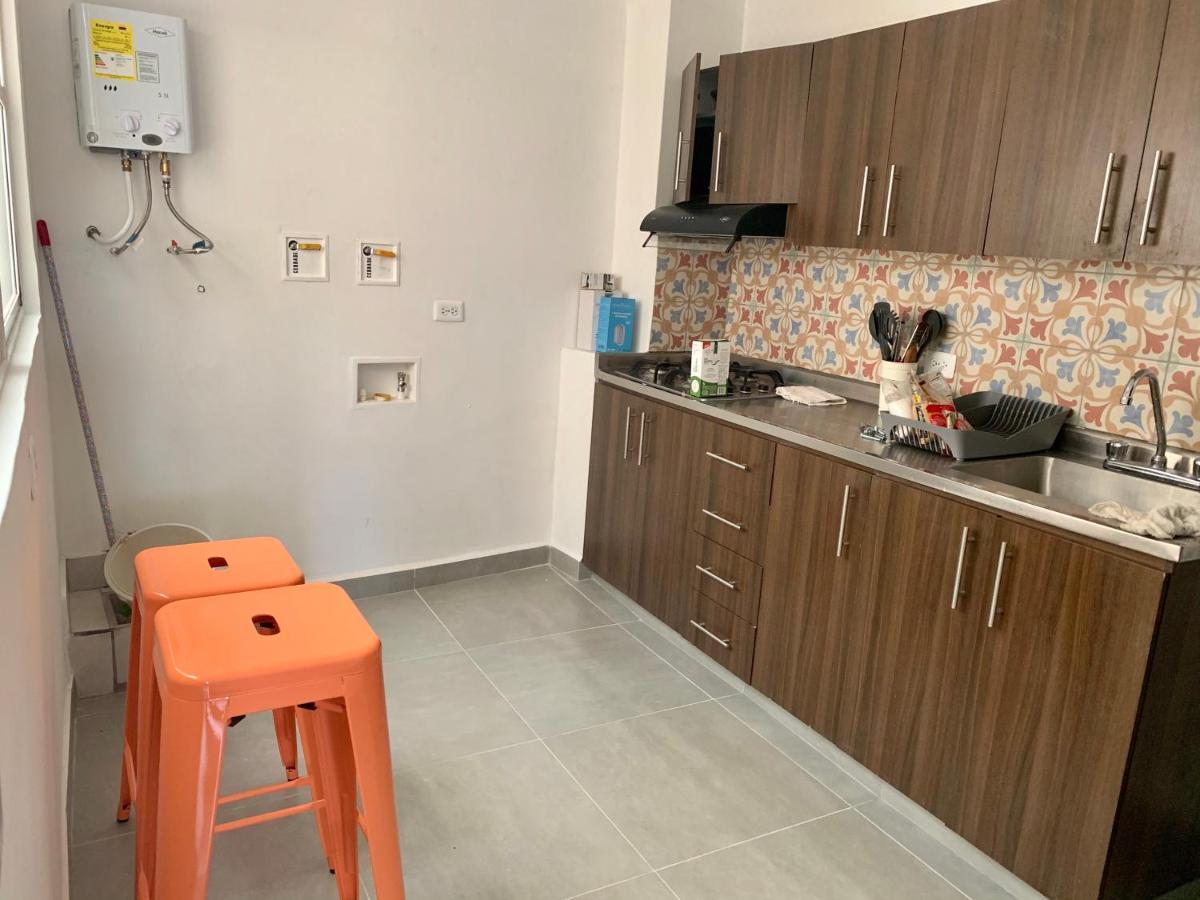 Charming Apartment In Downtown - Home Aris 301 Medellín Buitenkant foto