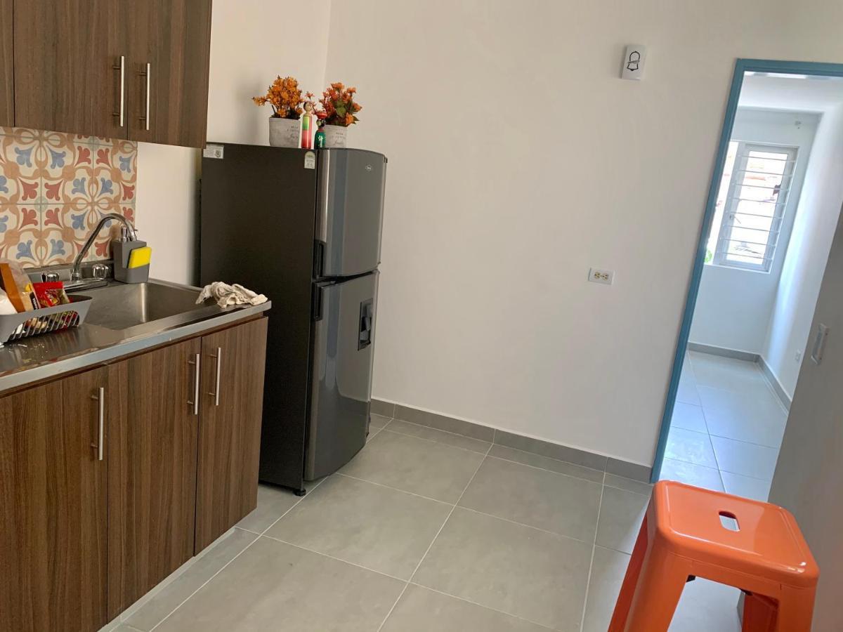 Charming Apartment In Downtown - Home Aris 301 Medellín Buitenkant foto